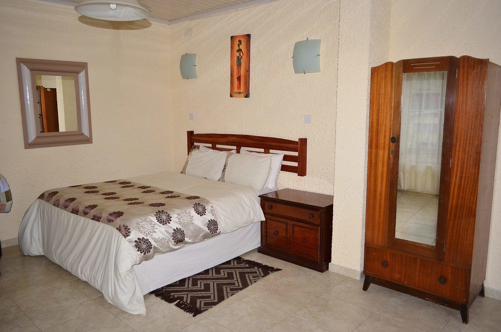 Entabeni Lodge Bulawayo Buitenkant foto